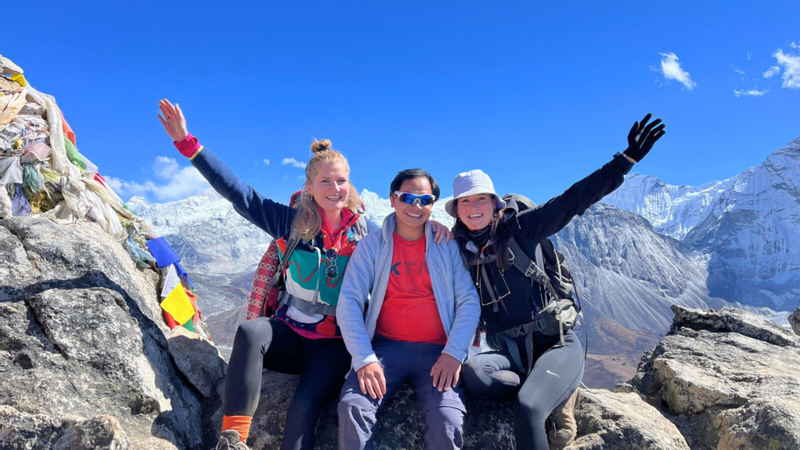 Everest Base Camp Adventure: Trek, Mountain Flight, & Heli Tour yzveEkj0