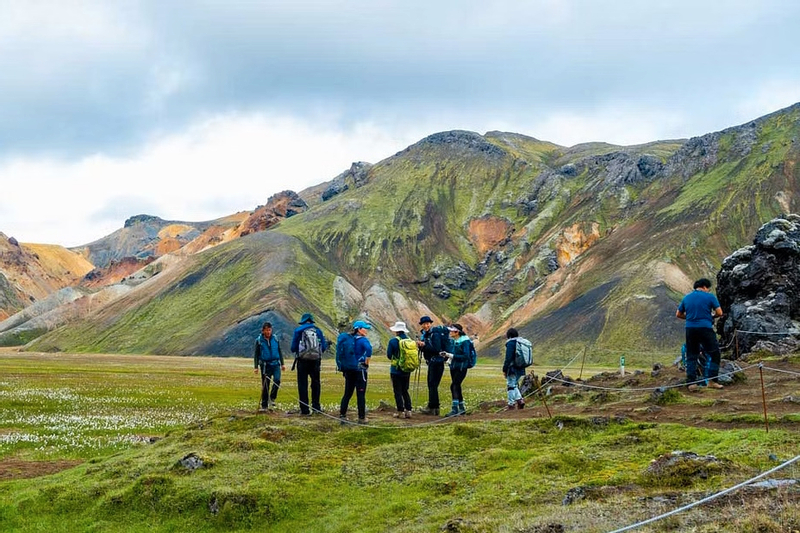 Landmannalaugar hiking, nature bath and Haifoss day tour qqJCscEN