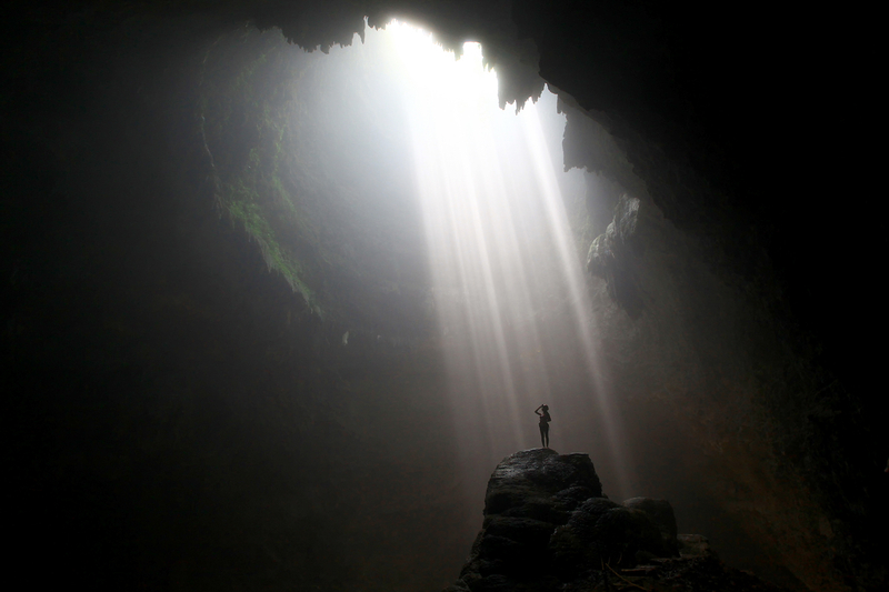 Yogyakarta Jomblang Cave & Kalisuci Cave Tubing Private Day Tour zmaahzbX