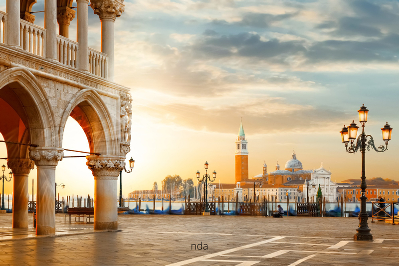 Venice Scavenger Hunt and City Highlights Day Trip xWXjGXjz