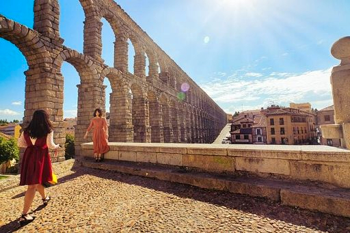 From Madrid: Segovia & Avila Day Trip with Optional Gourmet Lunch bVzfI9rH