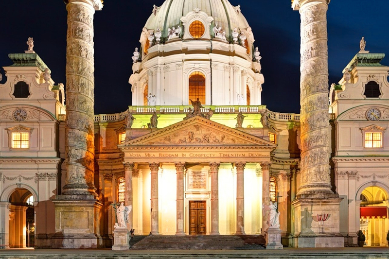 Vivaldi's Four Seasons Concert Ticket in St. Charles's Church OEJJtTw5