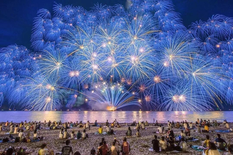 Fireworks Limited | Atami Kamakura/Atami Hakone Fireworks Festival Day Trip | Departing from Tokyo Wq60KD2x