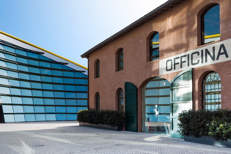 Enzo Ferrari Museum Ticket in Modena M6fCKGBk