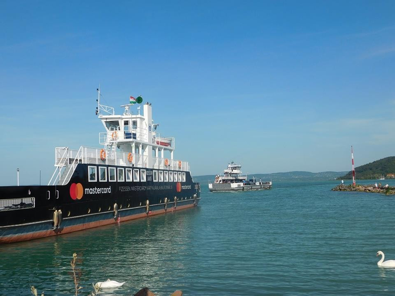  Full Day Private Guided Lake Balaton Tour with Lunch lUdOt1BJ