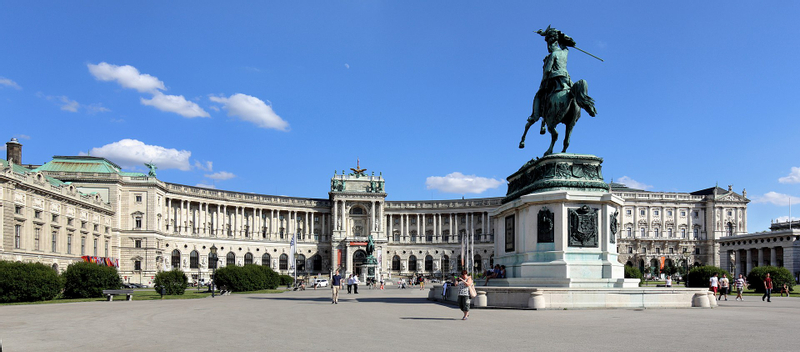 Vienna's Old Town Walking Tour  FPjvVFDZ