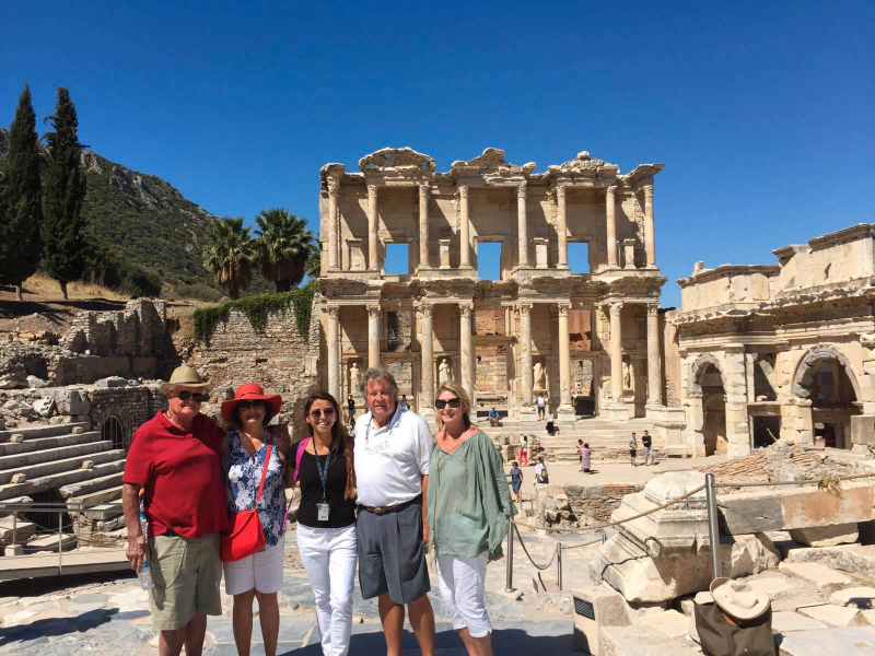 Ephesus, Virgin Mary House Guided Tour with Lunch RiaV46y2