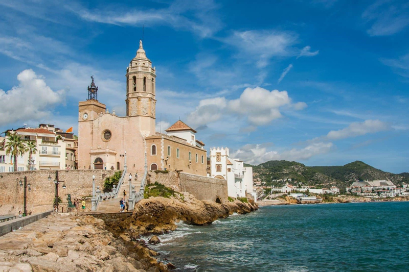 Tarragona & Sitges Full Day Tour from Barcelona with Hotel Pickup SZt5ZAvv