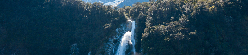 Milford Sound Helicopter Flight from Queenstown with Optional Cruise x3jwIP6J