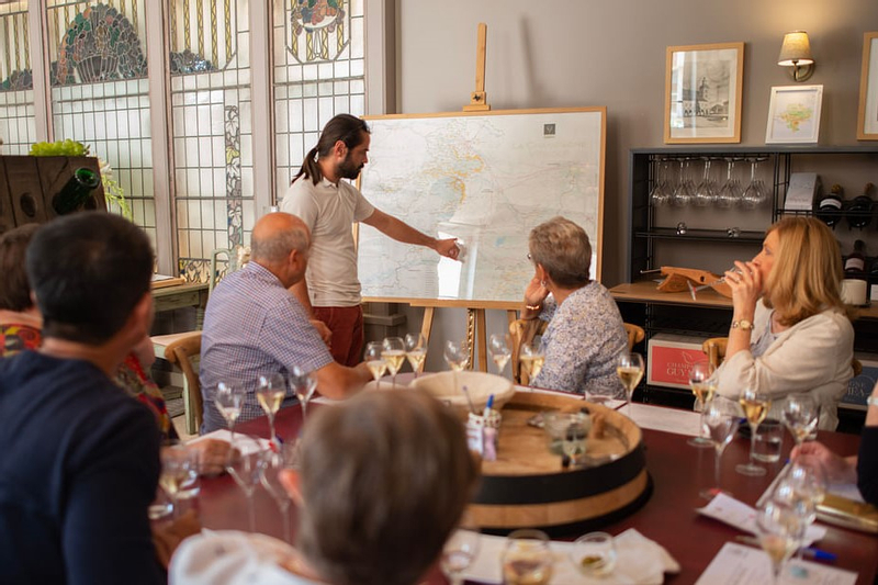 Maison Mumm, family growers tour with lunch in Reims BghKrpNf