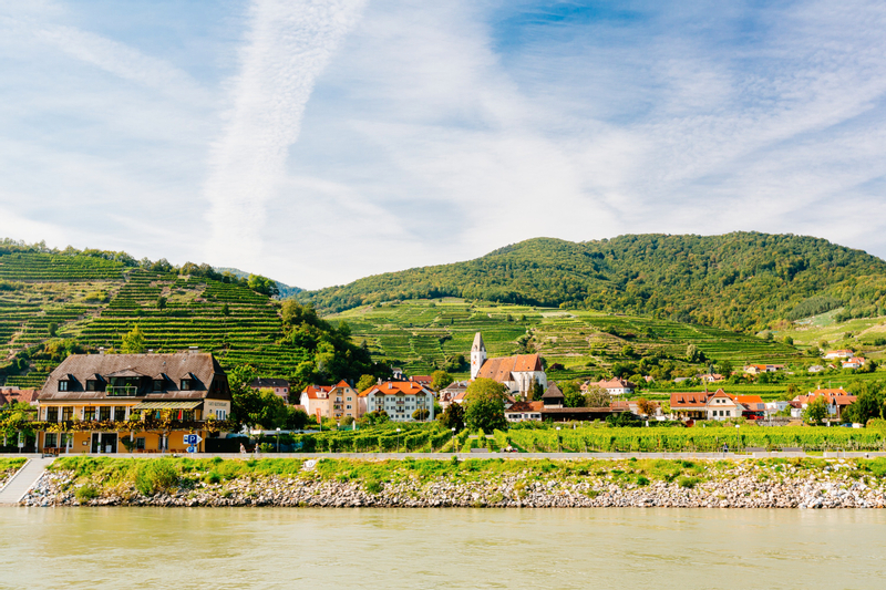 Wachau Valley, Danube, and Melk Abbey Guided Tour cu4oLu9k