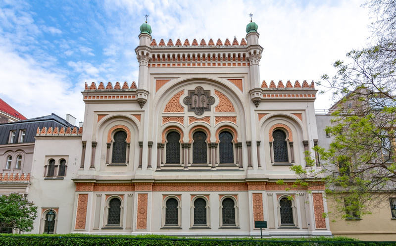 Rich Heritage of Prague's Jewish Quarter Walking Tour  TYfT1LGT
