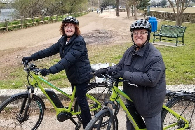 Let It Ride Electric Bike Tour in Austin Exje8c73