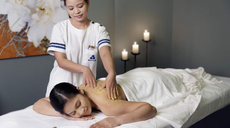 Let's Relax Spa at Terminal 21 Asok in Bangkok PW5fEy3p