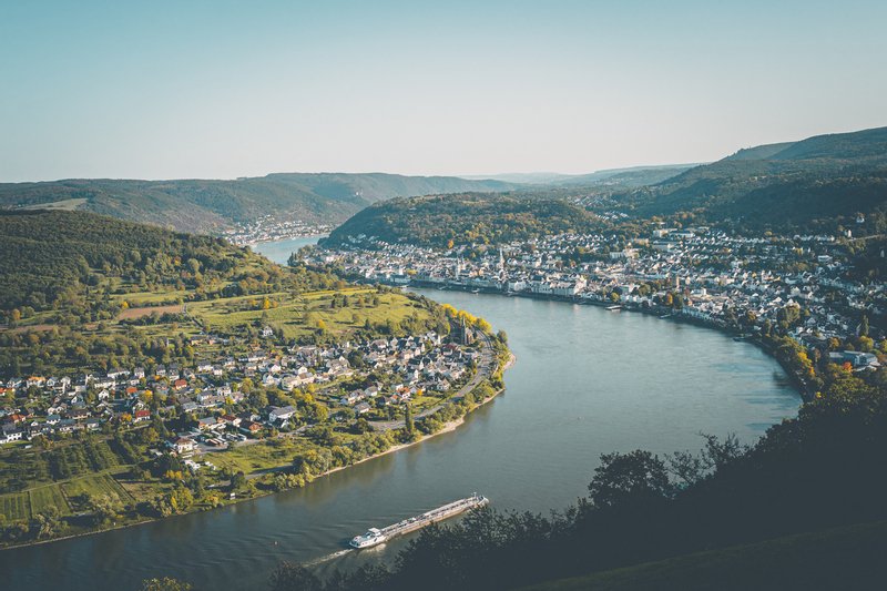 Frankfurt to UNESCO Rhine Valley: Castle River Cruise  x7tselhD