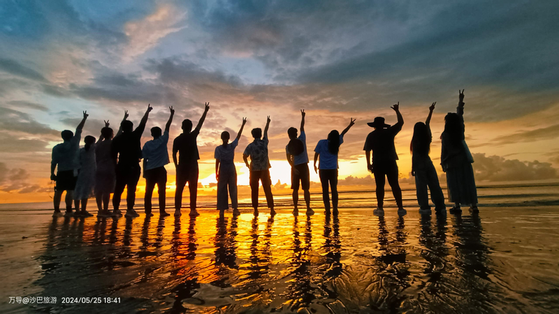 Bongawan Mangrove Cruise and Fireflies Tour  itY9evJg