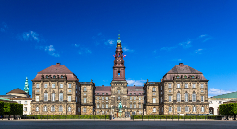 Copenhagen's Highlights:Discover the City's Magic Tour  k5LHnzWl