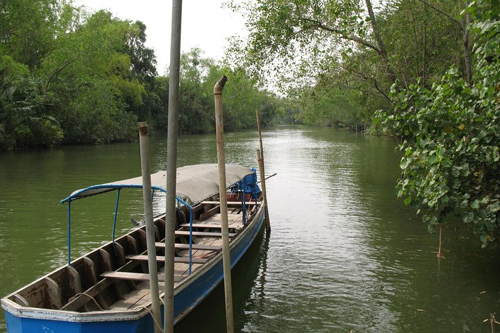 Scenic River Trip on the Pranburi River CqOUY2Cs