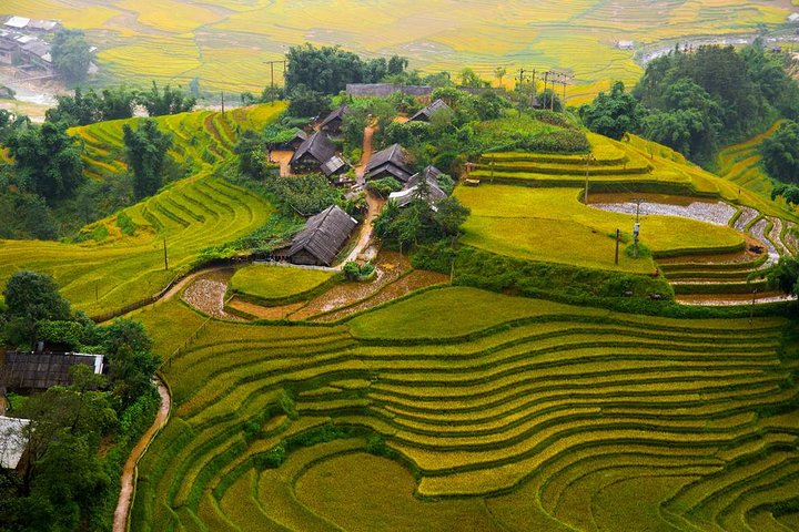 Sapa 2 Days Trek with 1 Night Homestay 2yPkgsO3