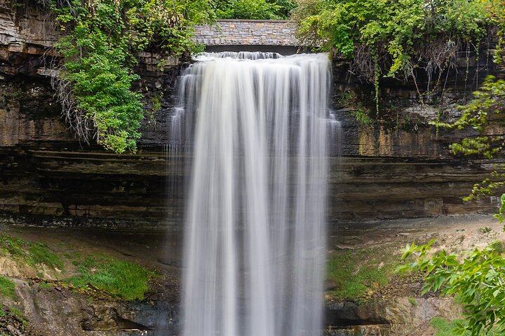 Minnehaha Falls: A Self-Guided Audio Tour of Minneapolis isfExb8G