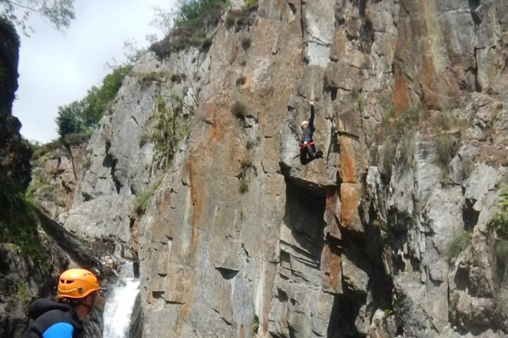 3H Marc Canyon Rih7IuJ2