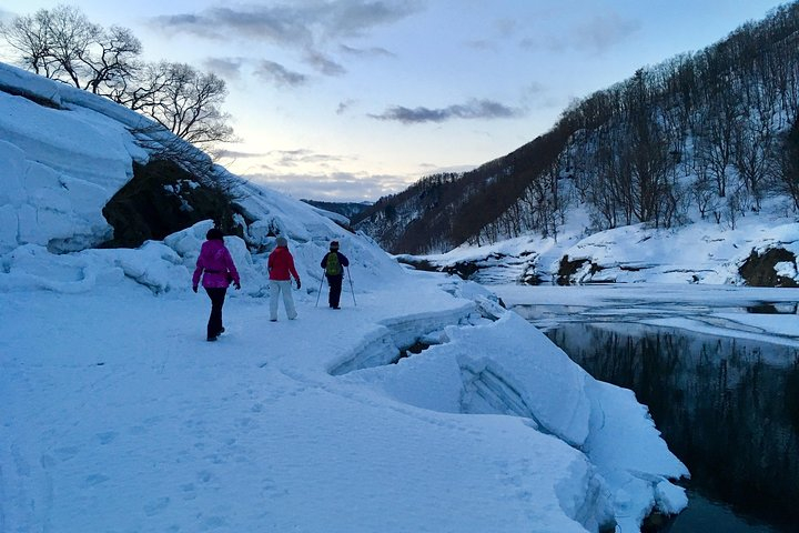 Early morning fantasy "snow crossing" experience sANkwMty