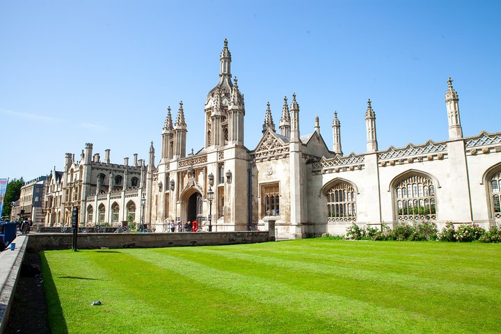 Private 2-Hour Cambridge Walking Tour With University Alumni Guide 665poyAP