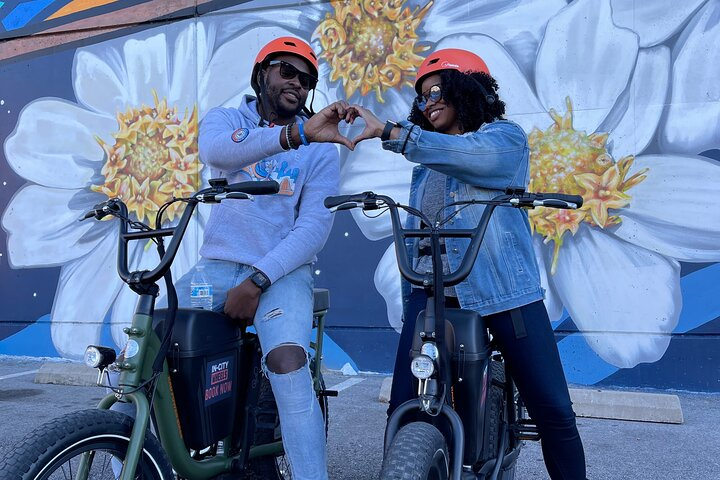 1-Hour Electric Bike Rental in Dallas cS0G7fg8