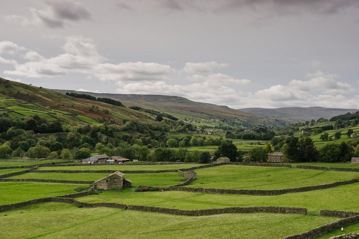 Yorkshire Dales from Windermere  xJOu8zN9