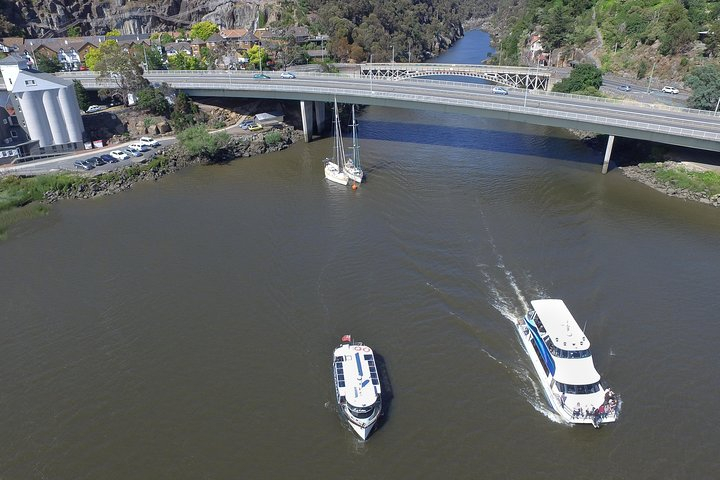 2.50 hour Afternoon Discovery Cruise including Cataract Gorge departing at 3 pm Xqg17mCU
