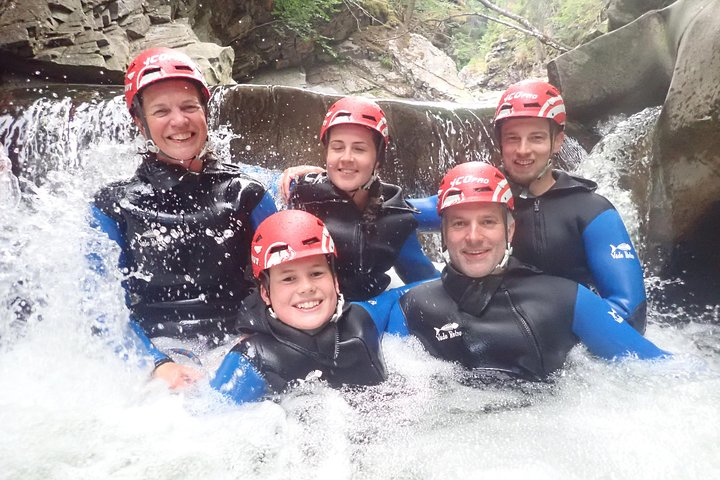 Discover Canyoning at Bruar Falls  Znc7awGp