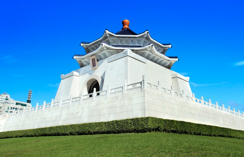 Chiang Kai-shek Memorial Hall/Taipei 101/Dadaocheng Day Tour (Departing from Taichung) krwqYB4G