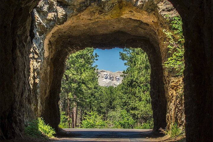 Private Mickelson Trail Bicycling Tour oIfjIYED