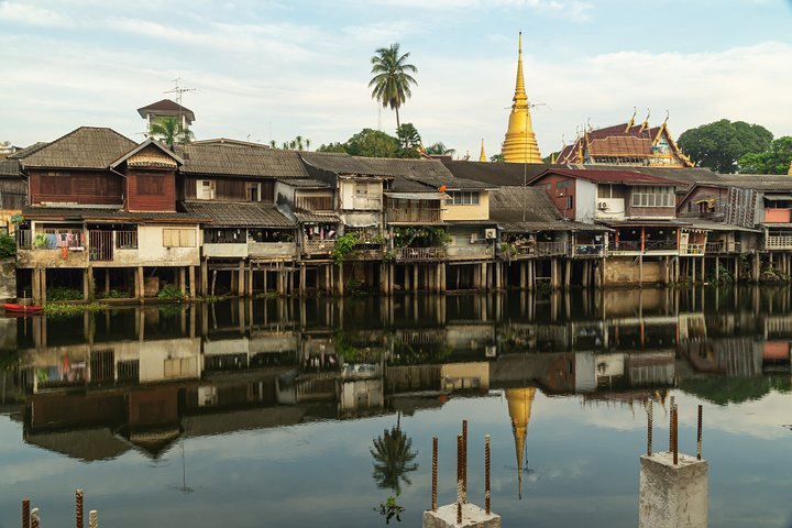 Chanthaburi's Historical Treasures: A Walking Tour  WRGdINqc
