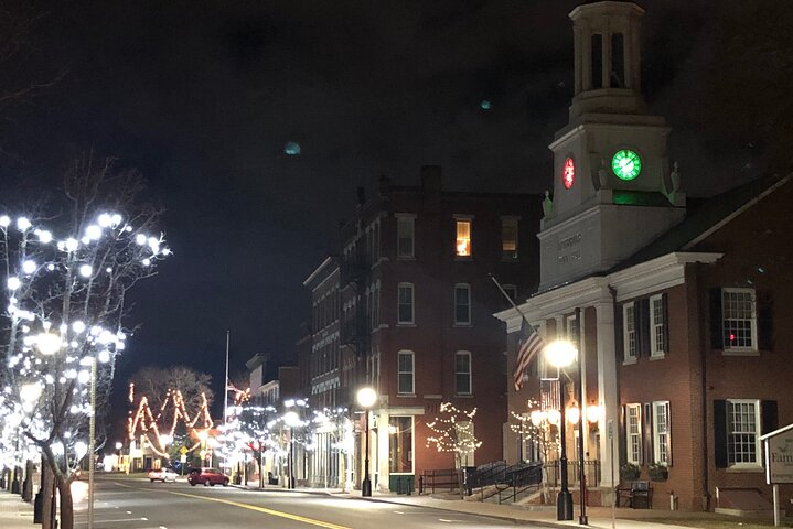 Private Walking Tour of the 100th Town in Westborough bgUzLBBn