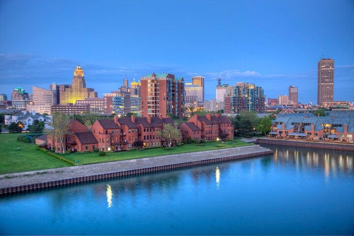 Romantic Buffalo Cityscape Private Tour: A Stroll Through Beauty UIPf3teT
