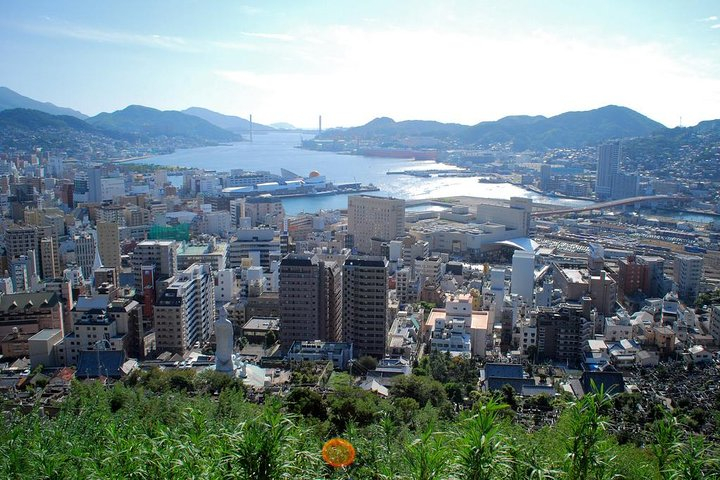 Nagasaki Private Walking Tour with a Local FknLpaGM