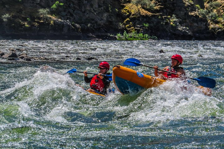 Full-Day Rogue River Hellgate Canyon Raft Tour fzijaIX0