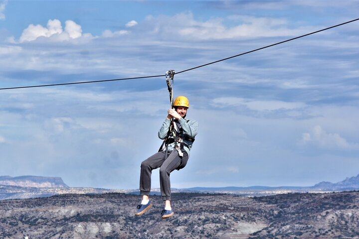 Zip Line Tour at Out of Africa Wildlife Park in Sedona,Camp Verde Dv45yUNm