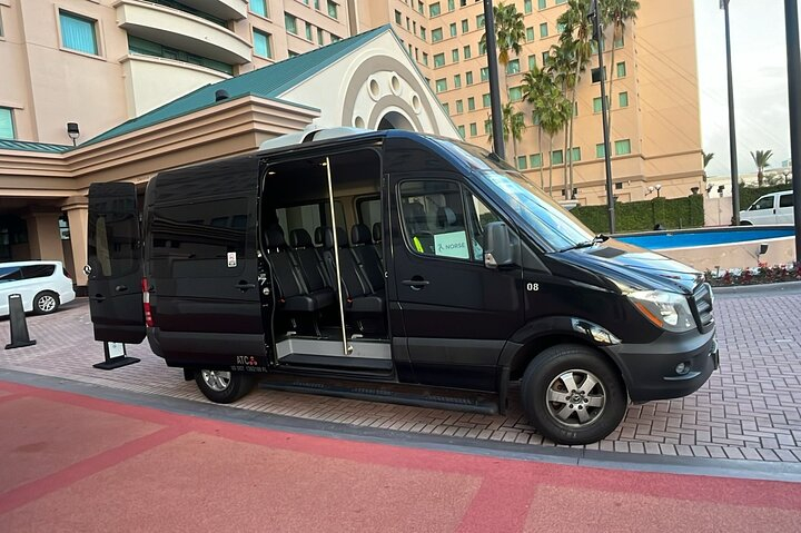 Orlando Airport MCO to Cocoa Beach and Cape Canaveral Hotels 74z4g94N