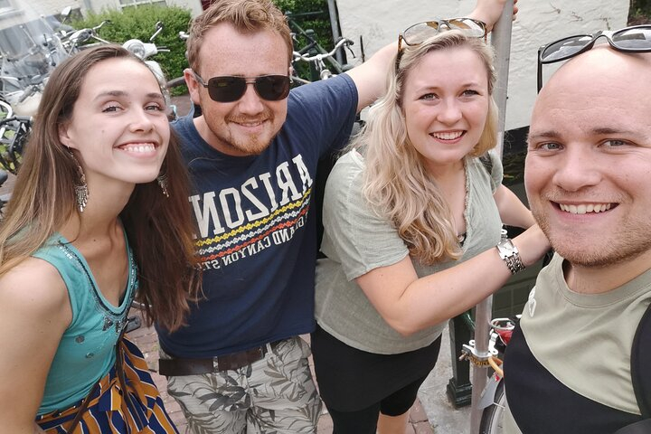 e-Scavenger hunt Cognac: Explore the city at your own pace jfS5EMrJ
