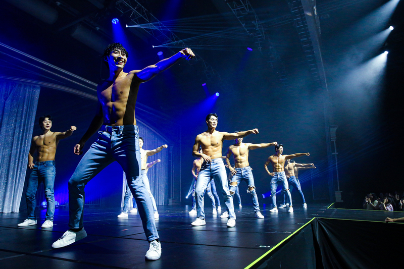 Wild Wild Show oLvQvCA3
