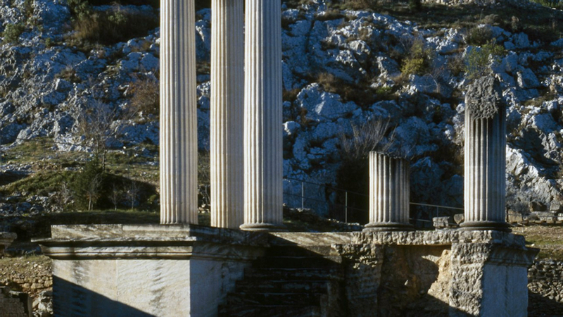 Archaeological Site of Glanum ticket in Saint-Remy-de-Provence Zj4xFWey