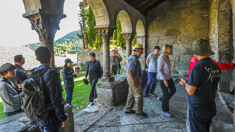 Pyrenees Mountains and Medieval Villages tour from Barcelona CiYgWnPB