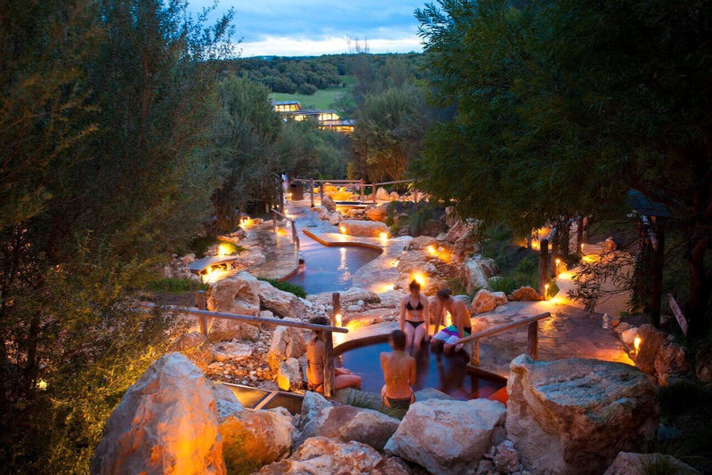 Mornington Peninsula Wine and Hot Springs Tour TsrUrR6a