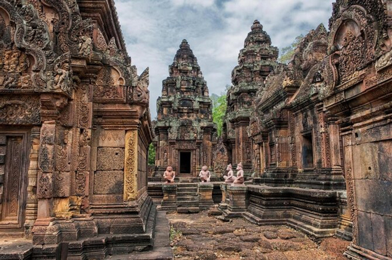 Siem Reap Banteay Srei & Kbal Spean Half-Day Experience with Temple AMZ8qAHD