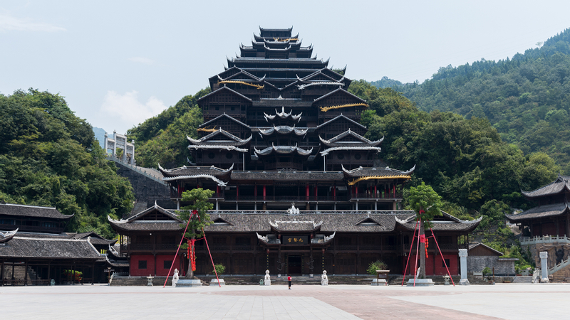 Chongqing Chi You Jiuli City and Wujiang Gallery Private Day Tour oUn6MrfA