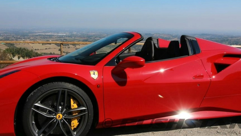 Ferrari Portofino test drive experience in Maranello Qld0RT6h