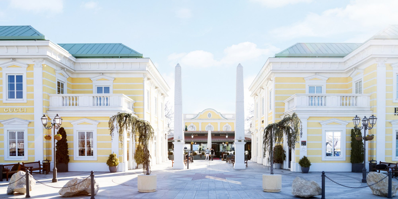 Budapest Designer Outlet Parndorf Shopping Tour with Transfers Sw1850LP