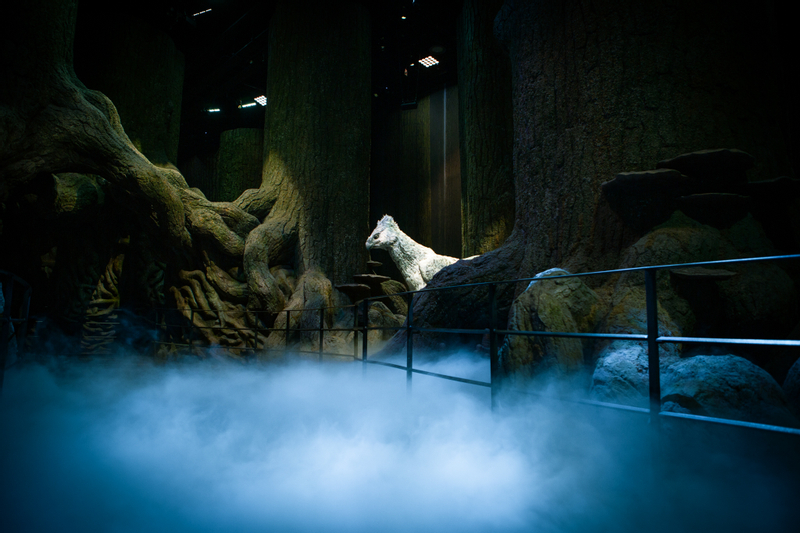 Warner Bros. Studio Tour London - The Making of Harry Potter AS9FxFJC
